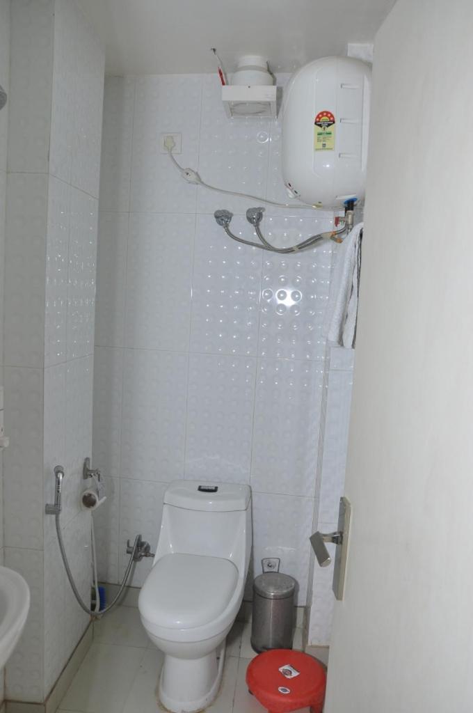 Hotel Al Gulzar Дели Экстерьер фото