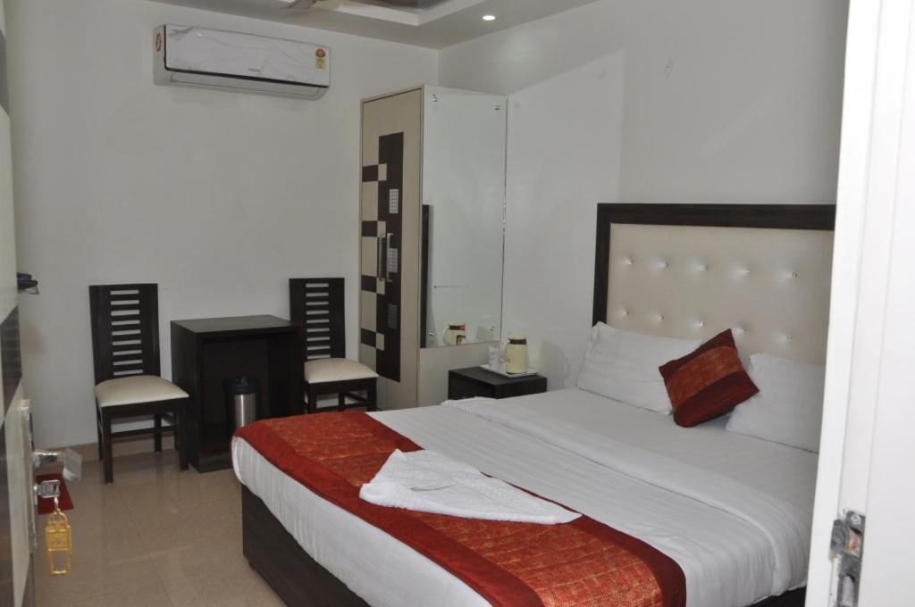 Hotel Al Gulzar Дели Экстерьер фото